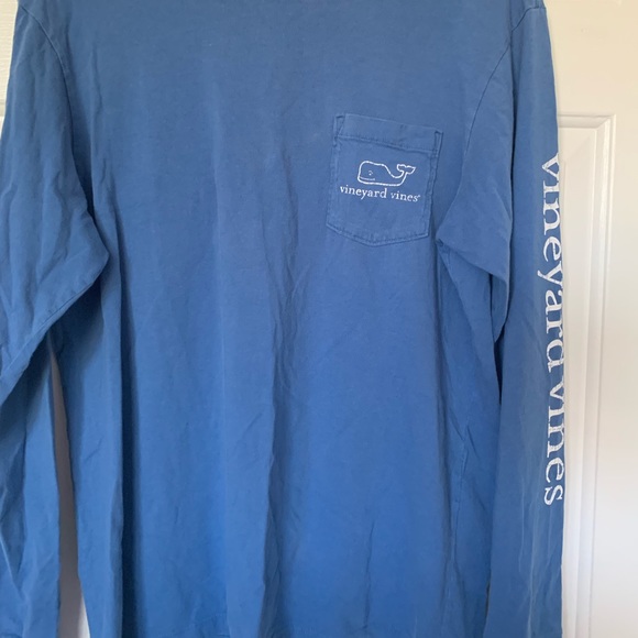 Vineyard Vines Tops - Vineyard Vines long sleeve
